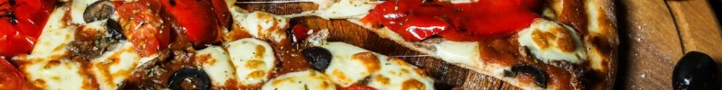 Pizzarias em Caraguatatuba com uma variedade de pizzas artesanais, massas e ingredientes frescos